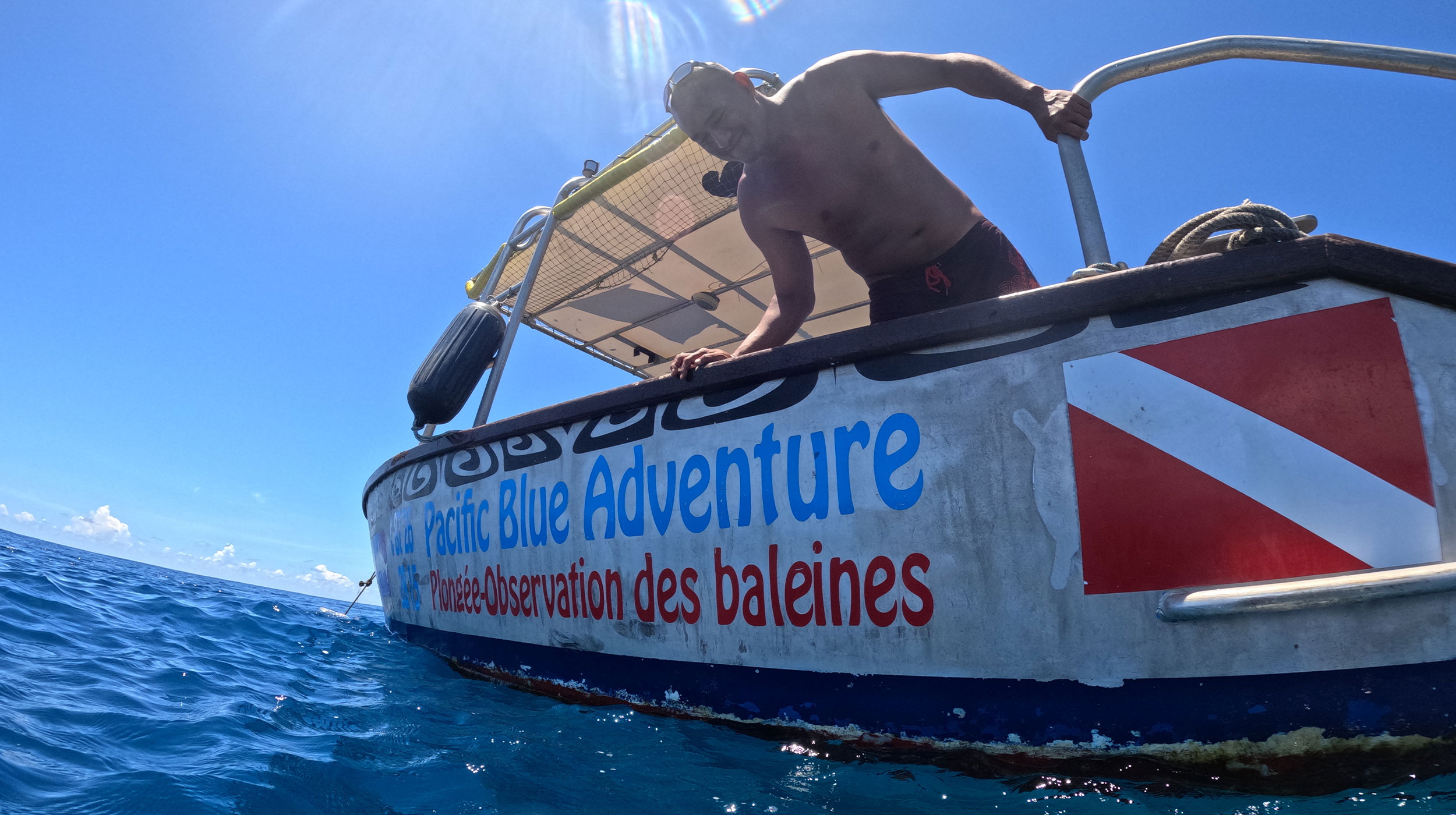 bateau pacific blue adventure plong&eacute;e huahine